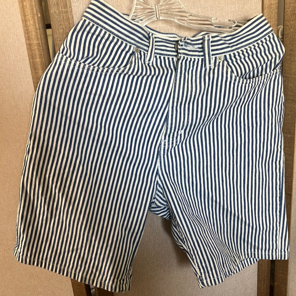 FINAL MARKDOWN Faded Glory Blue and White Flat Front Shorts 4